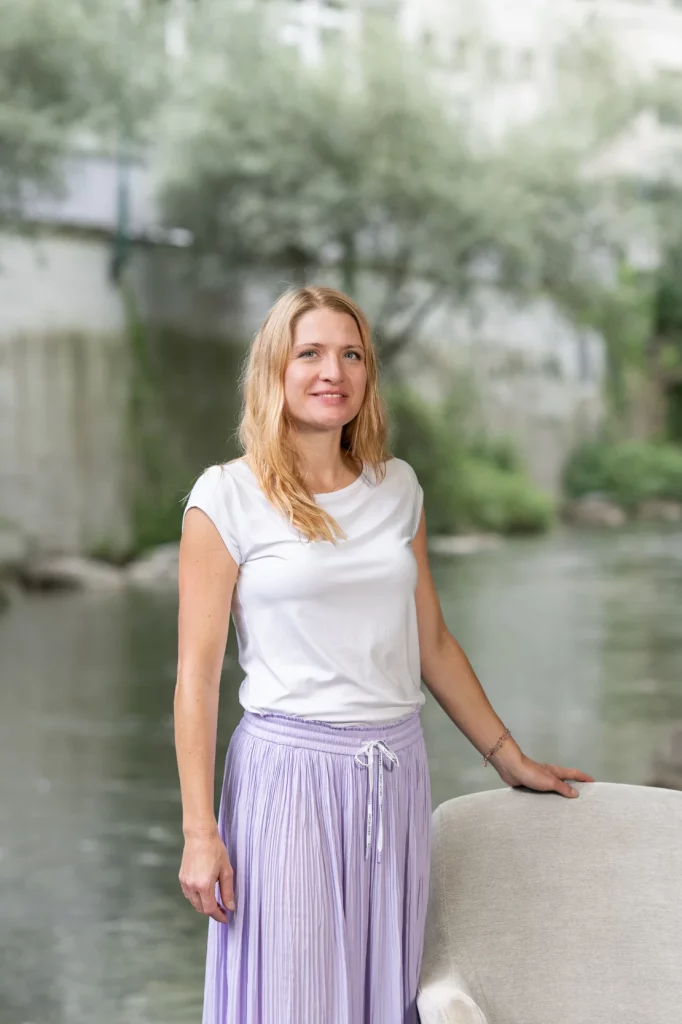 Ulrike Schuler 2 2025 06 25 Praxis am Loewenplatz Portrait Uli 9097 C